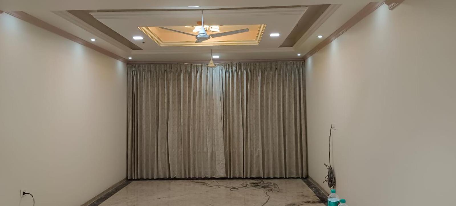 Vedika Garden Hotel Лонавала Екстериор снимка